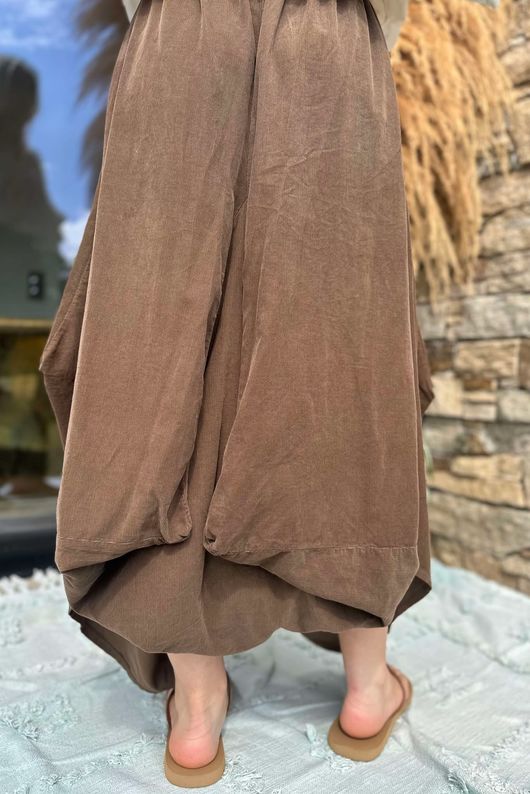 Made in Italy Dalston Needlecord Parachute Skirt Coffee Bean /9 =